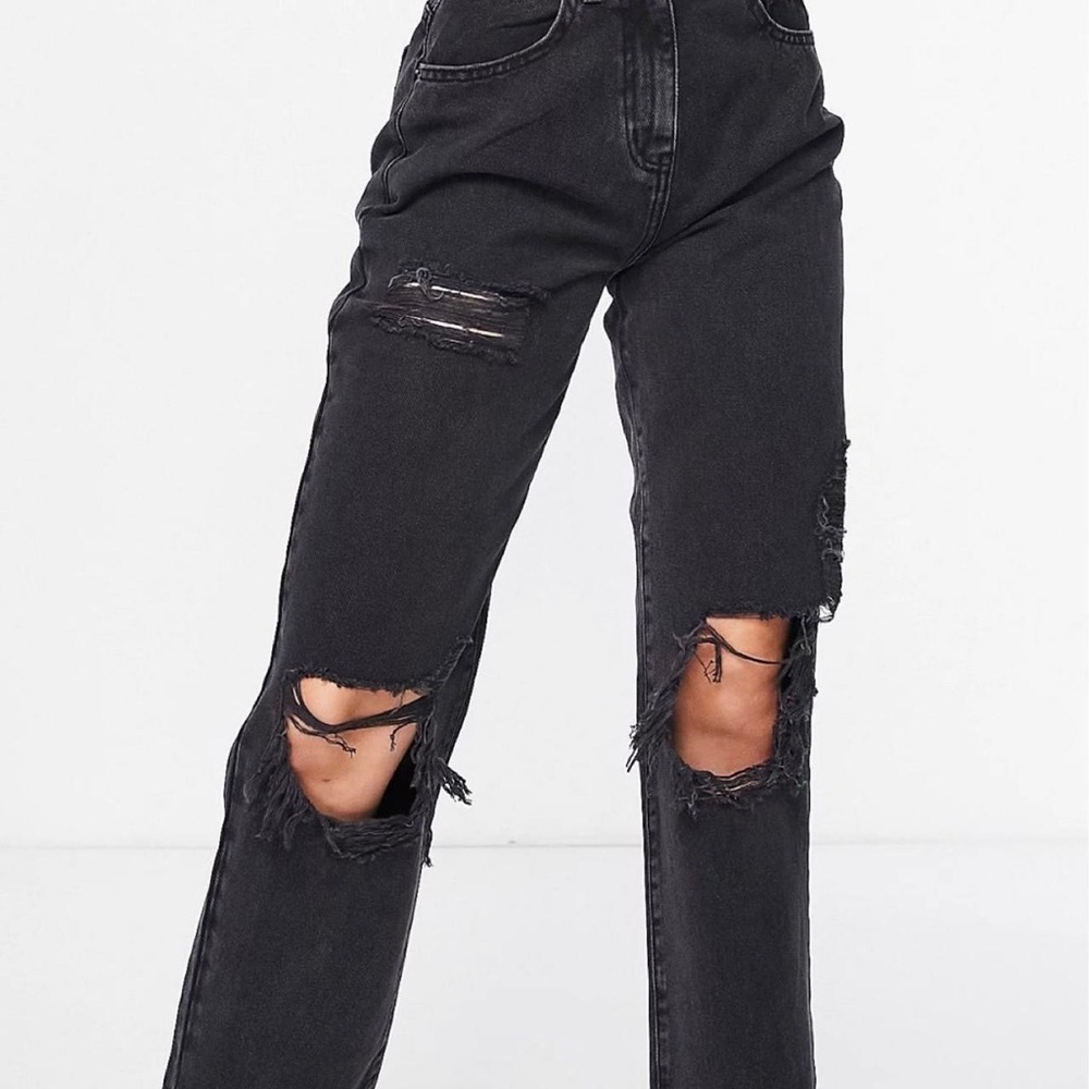 straight-legged mom jeans